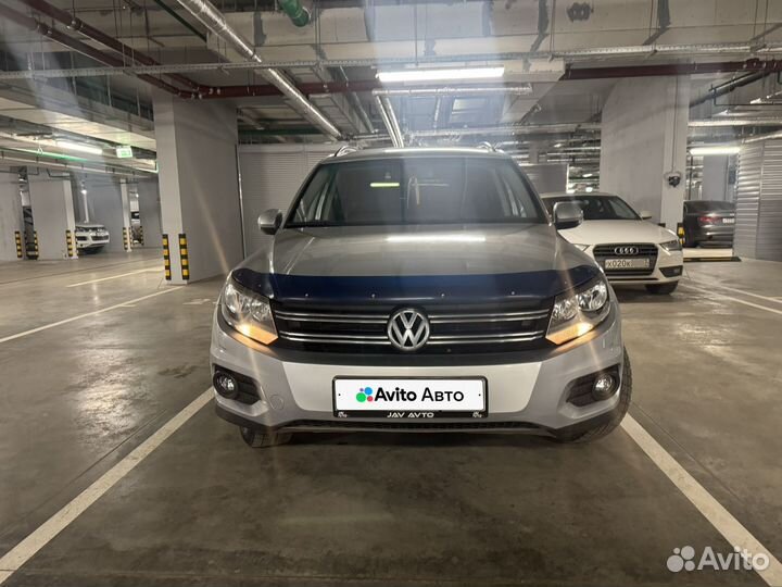 Volkswagen Tiguan 2.0 AT, 2011, 192 000 км