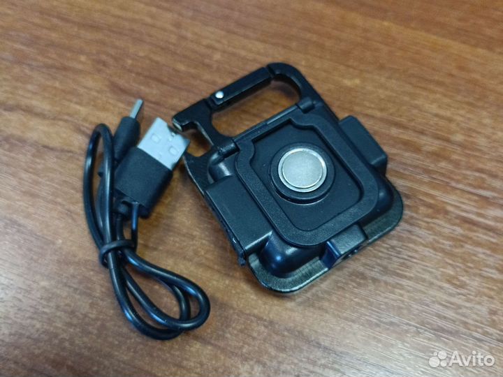 Фонарик, с магнитом. Яркий. Аккумулятор