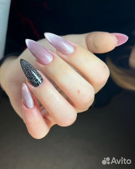 Маникюр/педикюр/наращивание