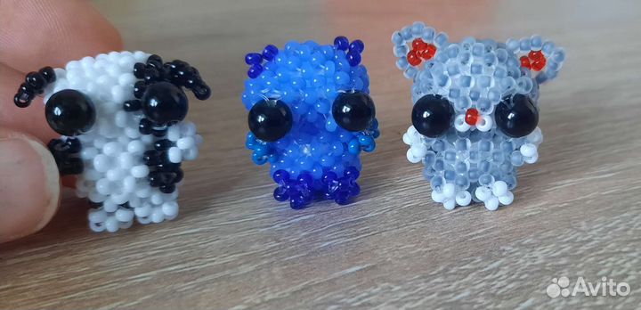 Фигурки, брелки и украшения из бисера на заказ