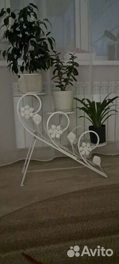 Подставка для цветов напольная