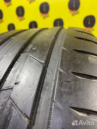 Nokian Tyres Hakka Black 2 SUV 275/50 R21