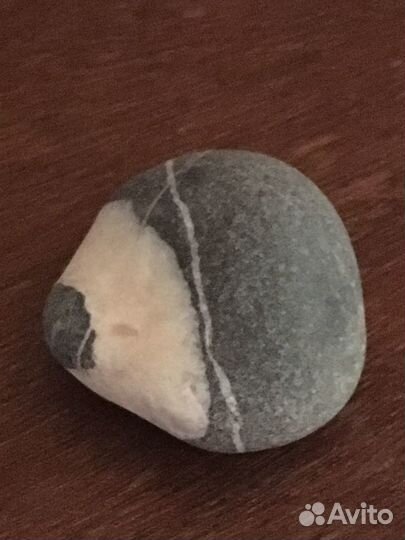 Камень глаз