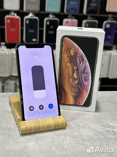 iPhone Xs, 64 ГБ