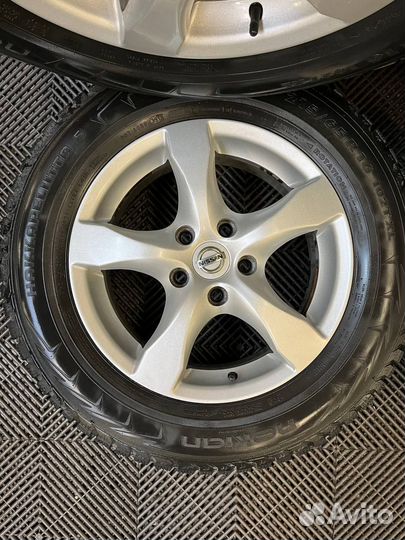 Колеса в сборе Nissan Juke/Qashqai 215/65 r16