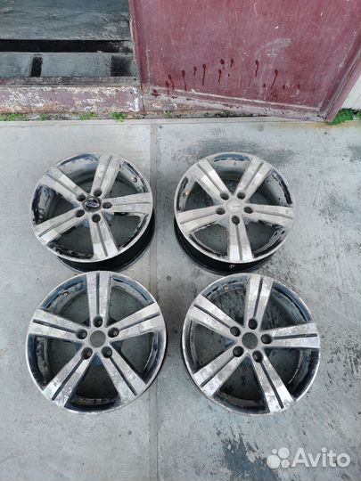 На Ford-Volvo-Peugeot R16 5х108