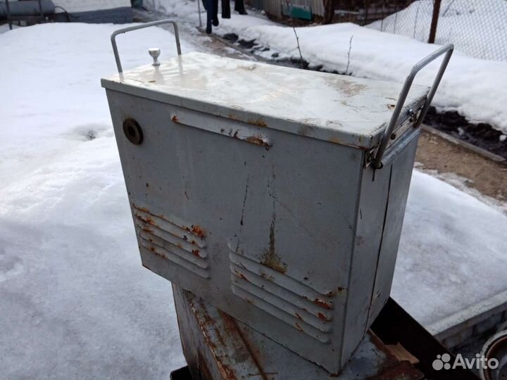 Ящичек переносной