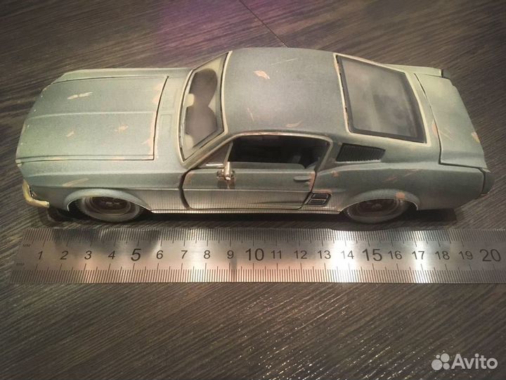 Maisto Ford Mustang GT 1967 1:24