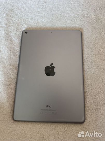 Apple iPad 5 32gb Wi-Fi, серый