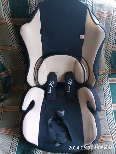 Детское автокресло