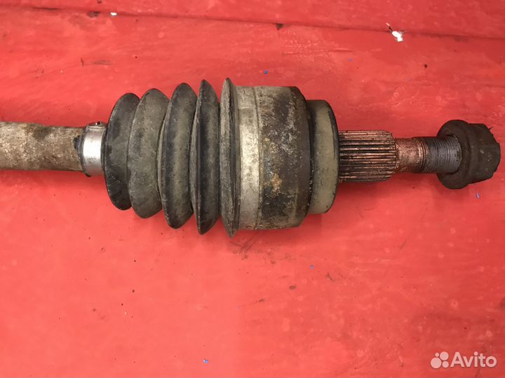 Привод задний левый Mercedes-Benz Ml350 W164