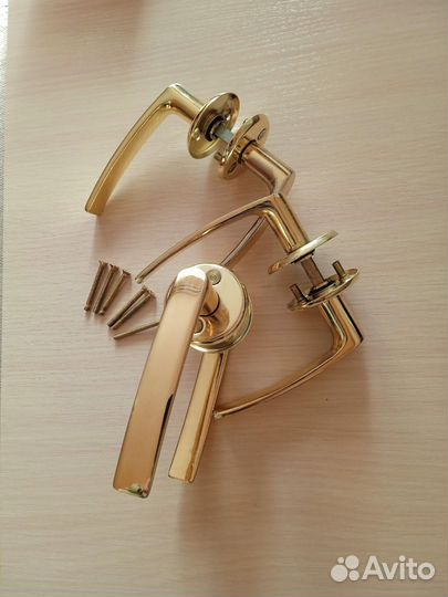 Ручки замки завёртки для межкомнатных дверей