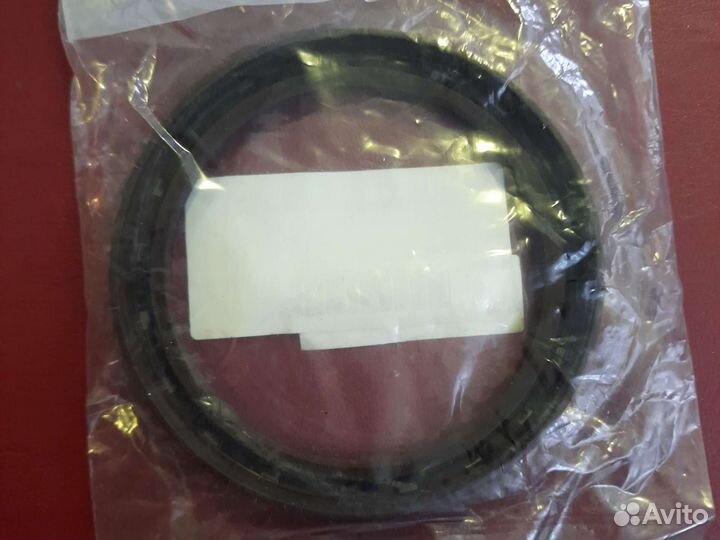 Сальник коленвала Nissan