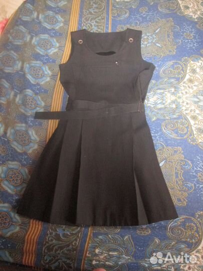 Красивый школьный сарафан для девочки