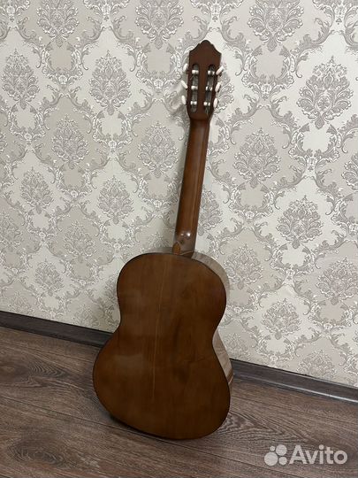 Гитара yamaha c40