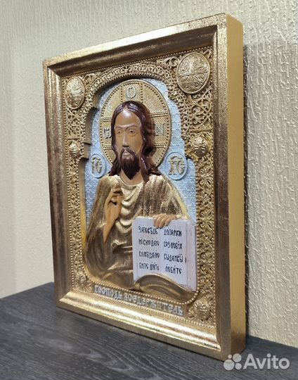 Икона резная «Господь Вседержитель»