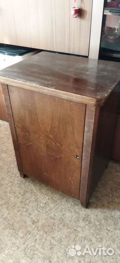 Тумбочка от швейной машинки