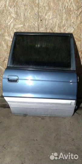 Мицубиси шариот N48 4D68 двери