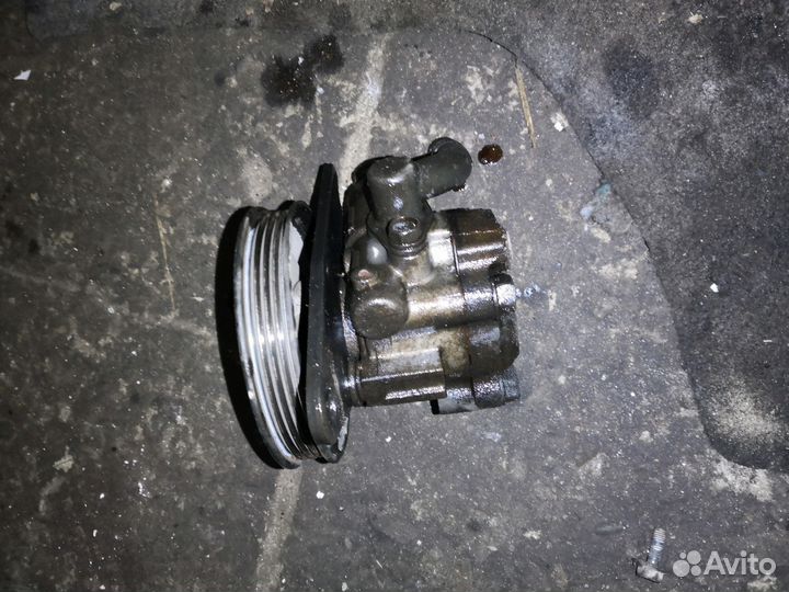 Насос гур Kia spectra