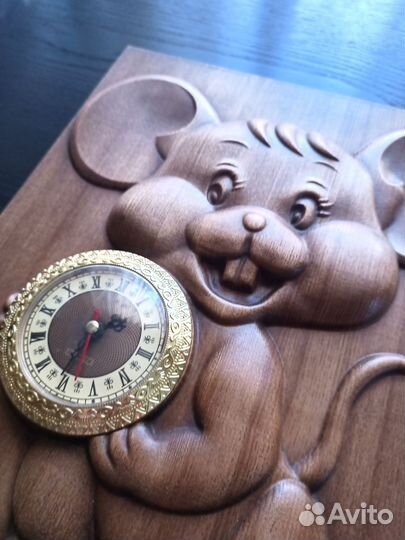 Часы настенные