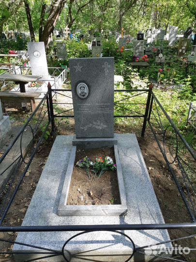 Памятник из сибирского гранита