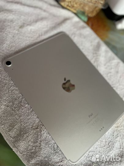 iPad air 4 64gb wifi cellular