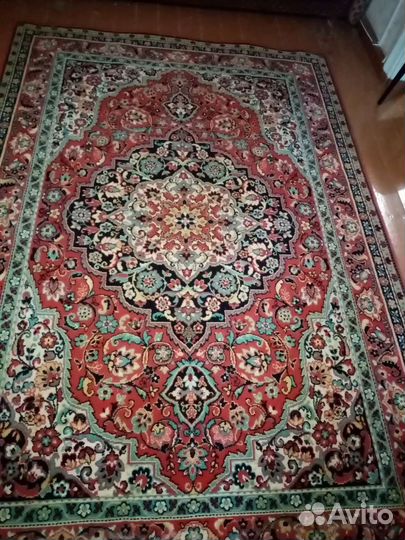 Ковер шерстяной