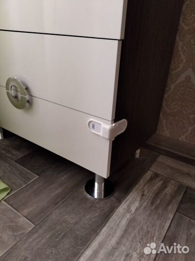 Блокираторы на мебель от детей