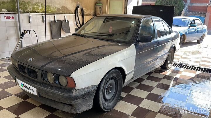 BMW 5 серия 2.5 МТ, 1991, битый, 222 000 км