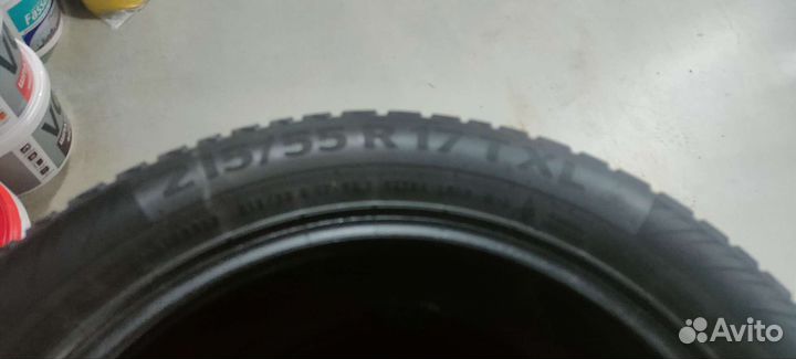 Continental IceContact 2 215/55 R17