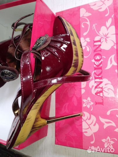 Босоножки женские