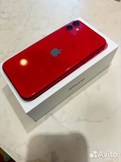 iPhone 11, 64 ГБ