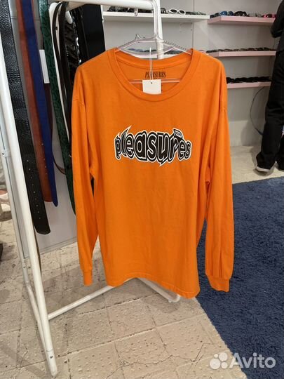 Лонгслив Pleasures