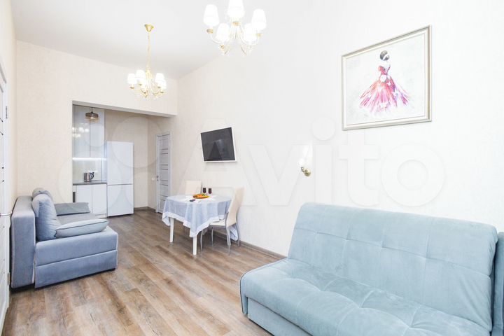 2-к. квартира, 41 м², 1/14 эт.