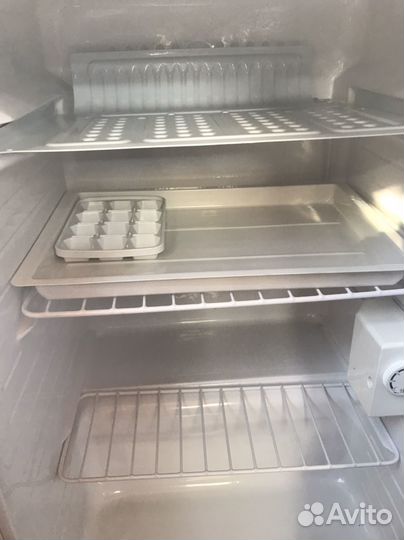 Холодильник бу маленький