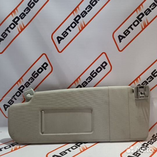 Козырек солнцезащитный левый Volkswagen Jetta 2010