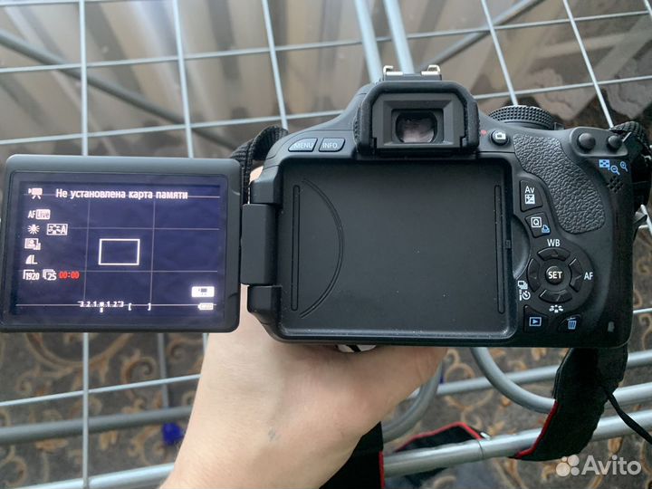 Зеркальный фотоаппарат canon eos 600d