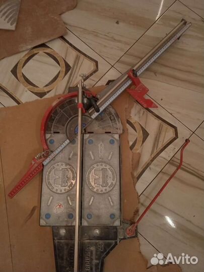 Резка плитки и керамогранита профессионально