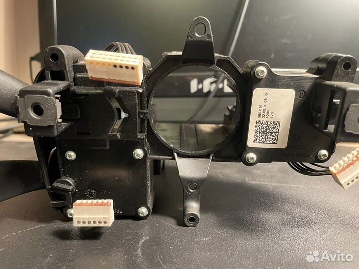 Подрулевой переключатель Volkswagen