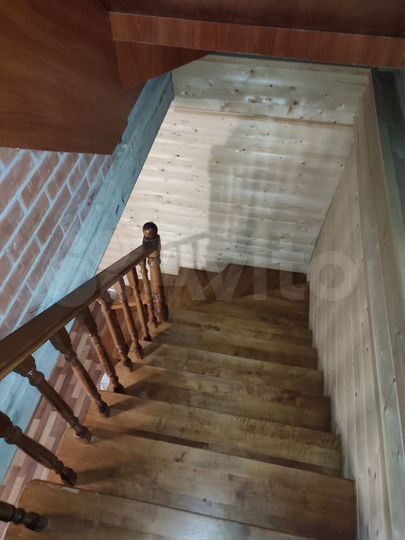 Дом 280 м² на участке 5 сот.