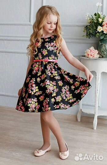 Нарядное платье для девочки