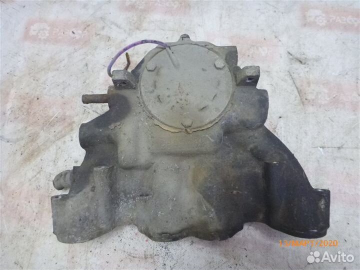 Коллектор впускной Volkswagen Golf MK2 1990