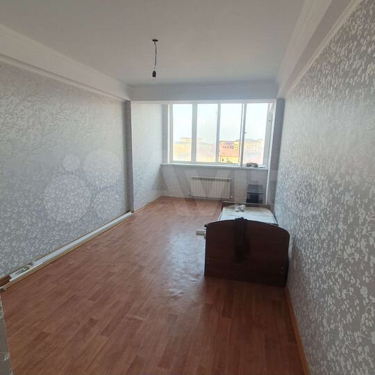 2-к. квартира, 70 м², 6/10 эт.