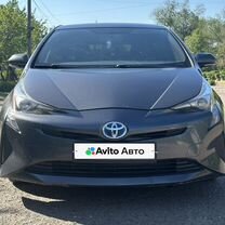 Toyota Prius 1.8 CVT, 2016, 150 000 км, с пробегом, цена 1 500 000 руб.