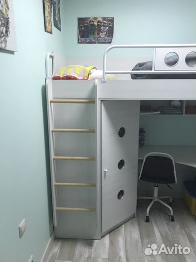 Стол кровать