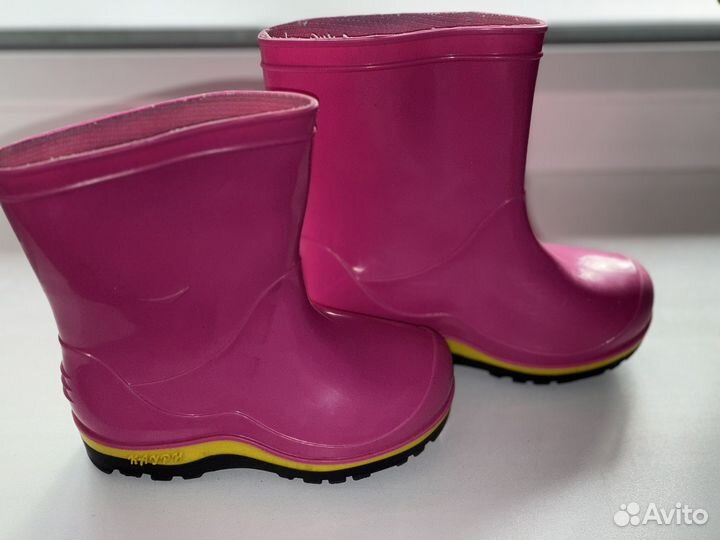 Детские резиновые сапоги 24 размер