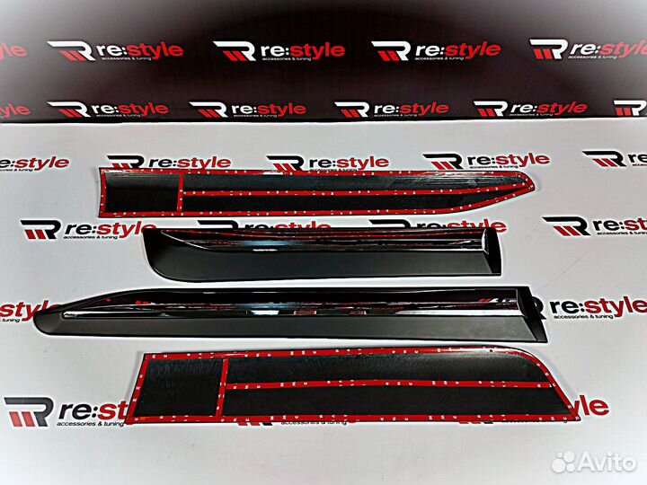 Молдинги дверей Hilux Pick Up с15г