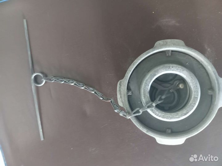 Крышка для бензобака