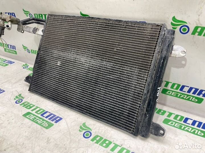 Радиатор кондиционера Skoda Octavia A5 BXE 2008