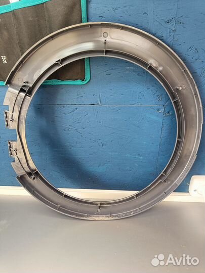 Наружное обрамление люка Ariston 250006731